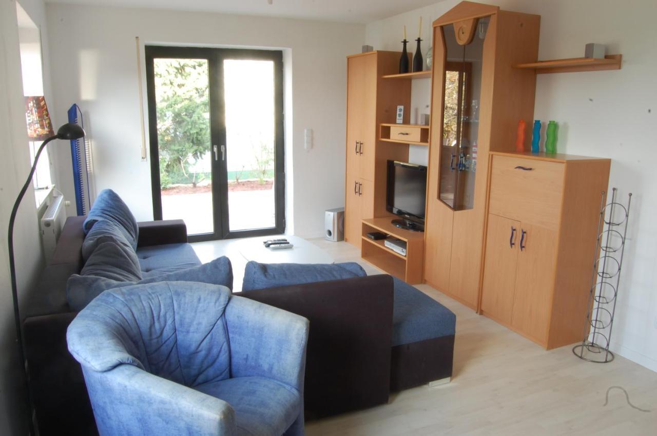 Wohnung mit Kamin Terrasse und Grill in der Nähe von Nürnberg Burgthann Exterior foto