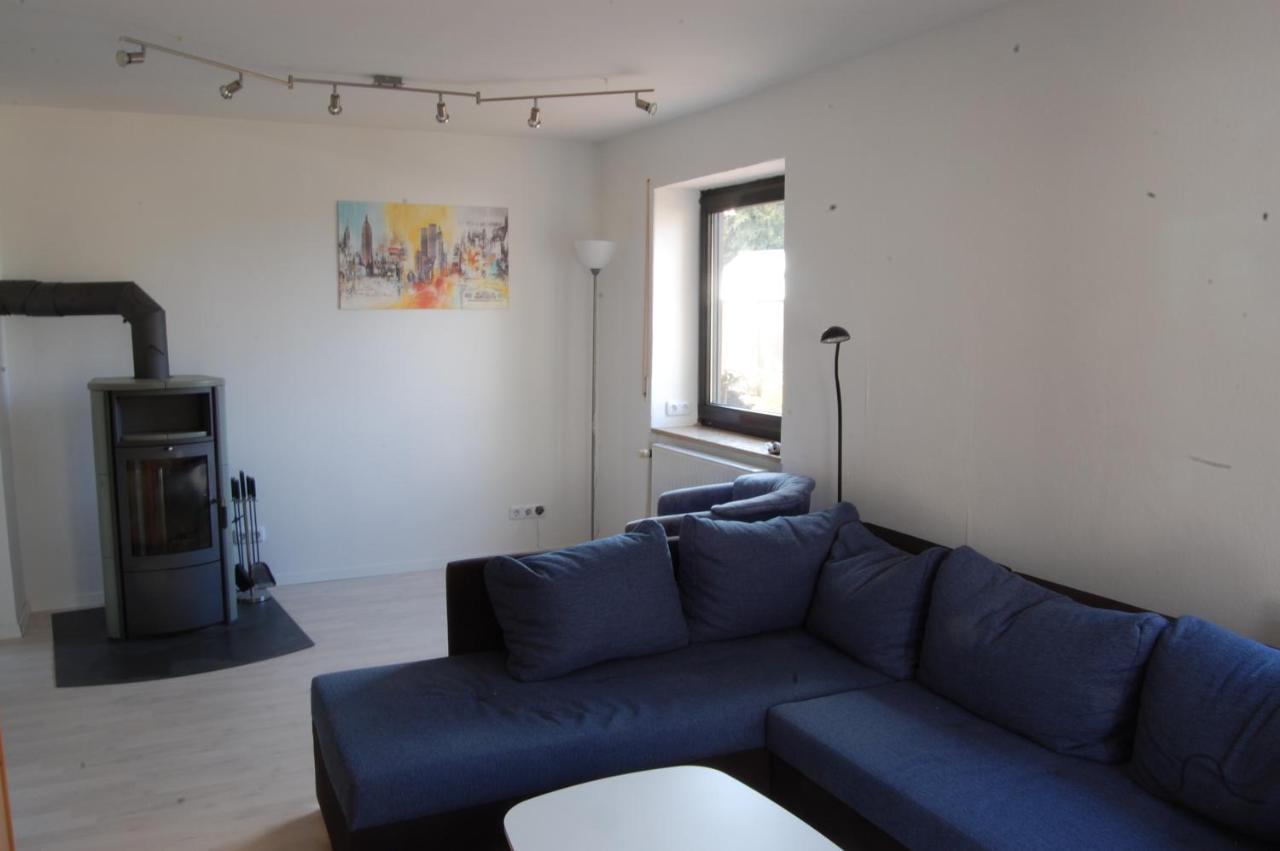 Wohnung mit Kamin Terrasse und Grill in der Nähe von Nürnberg Burgthann Exterior foto